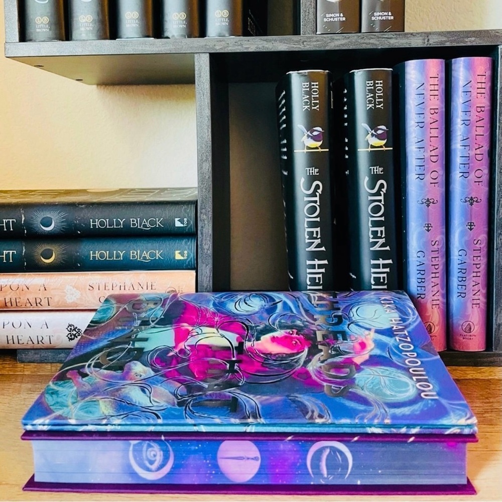 Fairyloot Exclusive Signed Edition Threads That  Bind by Kika Hatzopualuo - Picture 12 of 13